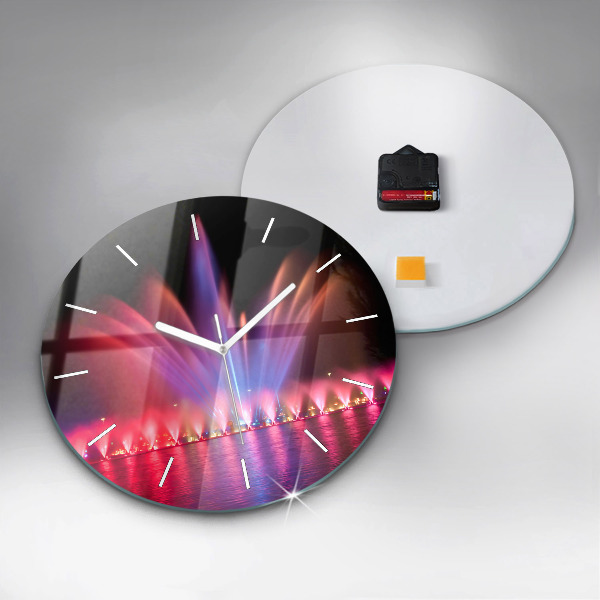 Okrúhle hodiny Vroclavská fontána v noci