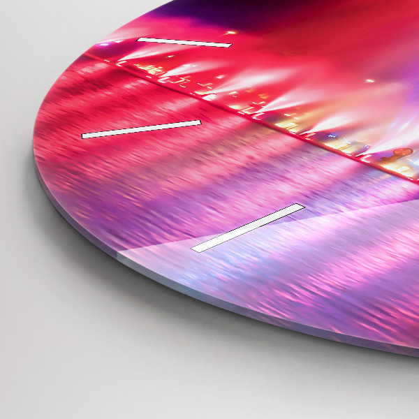 Okrúhle hodiny Vroclavská fontána v noci