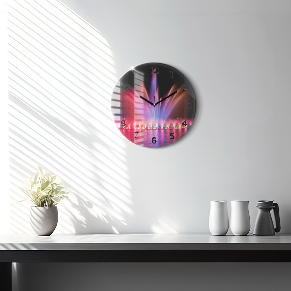 Okrúhle hodiny Vroclavská fontána v noci