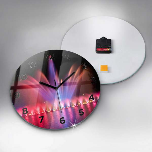 Okrúhle hodiny Vroclavská fontána v noci