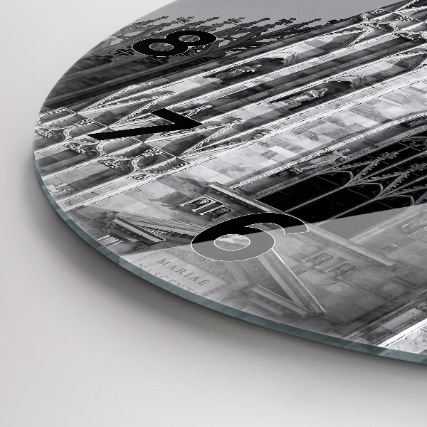 Okrúhle hodiny Katedrála Duomo di Milano