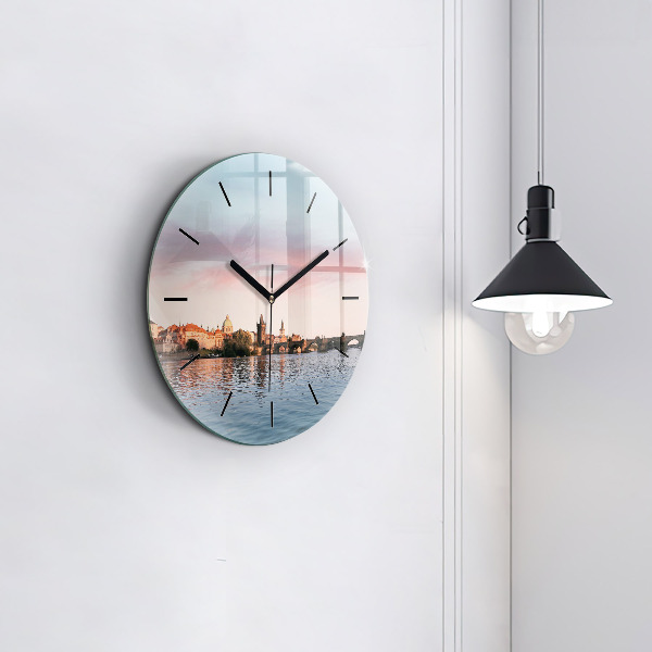 Okrúhle hodiny Karlov most v Prahe