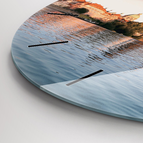 Okrúhle hodiny Karlov most v Prahe