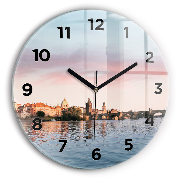 Okrúhle hodiny Karlov most v Prahe
