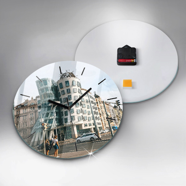 Okrúhle hodiny Tancujúci dom Praha