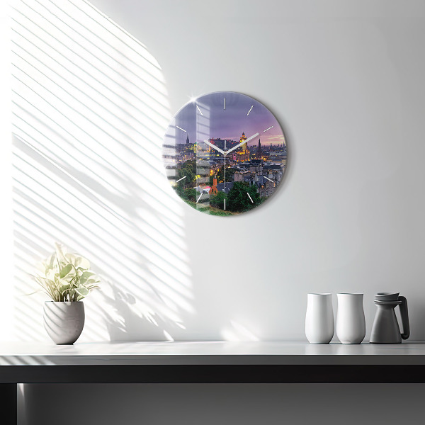 Okrúhle hodiny Edinburgh z Calton Hill