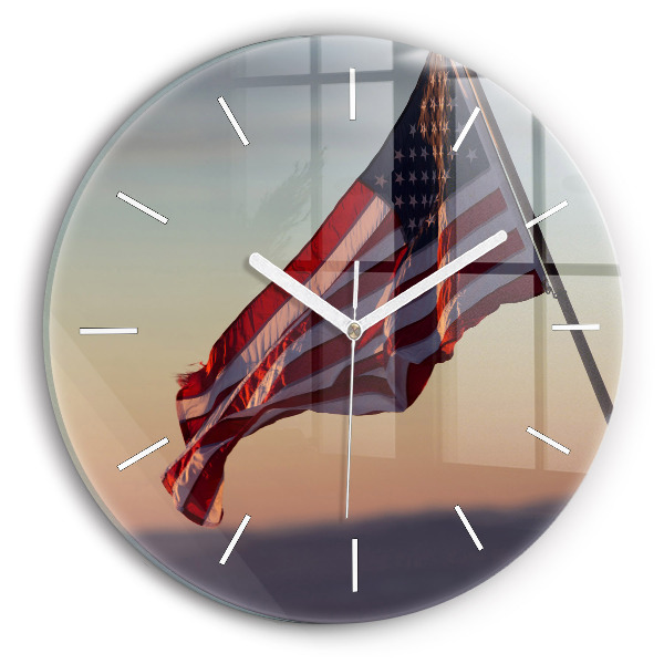 Okrúhle hodiny Lietajúca vlajka USA