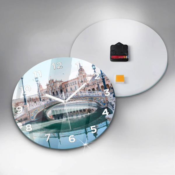 Okrúhle hodiny Plaza de España v Seville