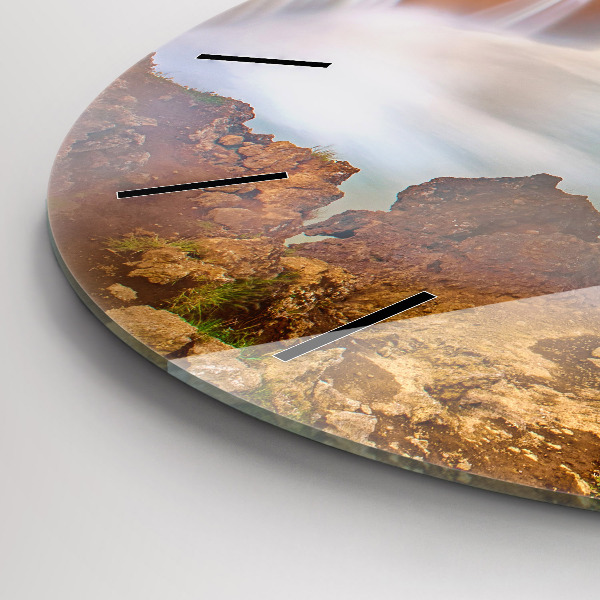 Okrúhle hodiny Godafoss na Islande