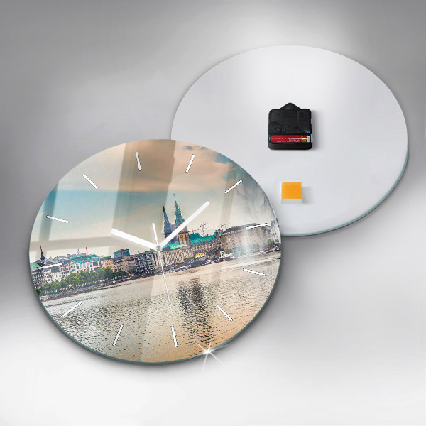 Okrúhle hodiny Binnenalster v Hamburgu