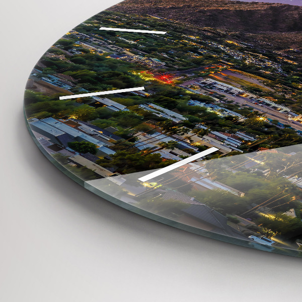 Okrúhle hodiny Horská krajina