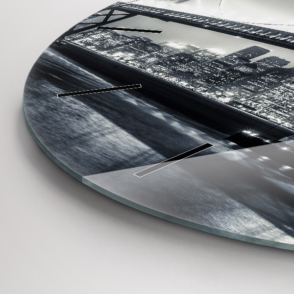 Okrúhle hodiny Most v nočnom San Franciscu