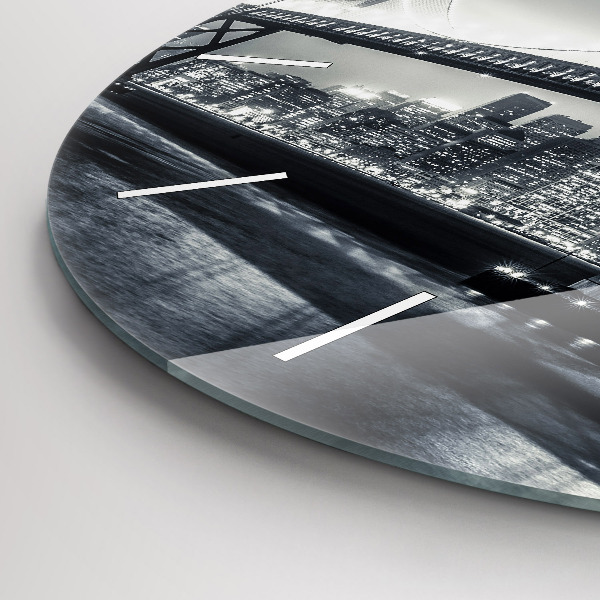 Okrúhle hodiny Most v nočnom San Franciscu