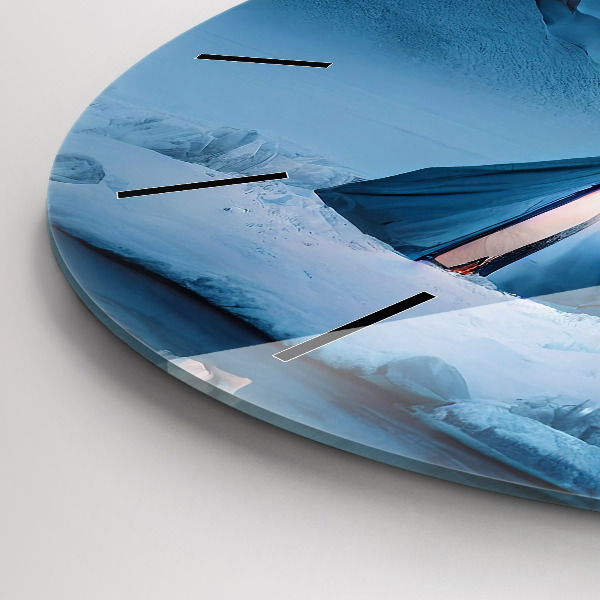 Okrúhle hodiny Stan v horách na Islande