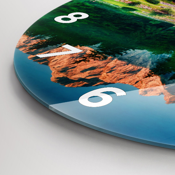 Okrúhle hodiny Jazerná krajina