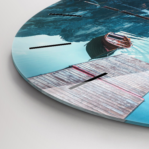 Okrúhle hodiny Lode na jazere