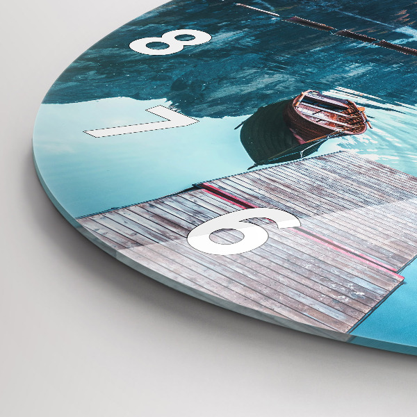 Okrúhle hodiny Lode na jazere