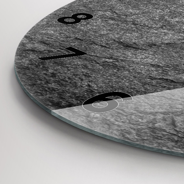 Okrúhle hodiny Sopečná hornina